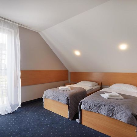 Hotel Wena Kielce Extérieur photo