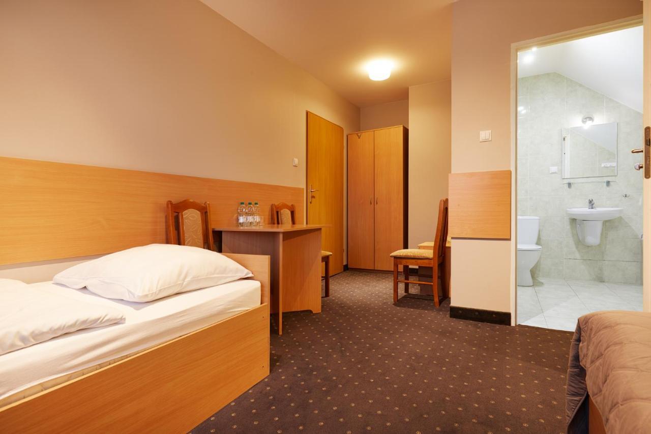 Hotel Wena Kielce Extérieur photo