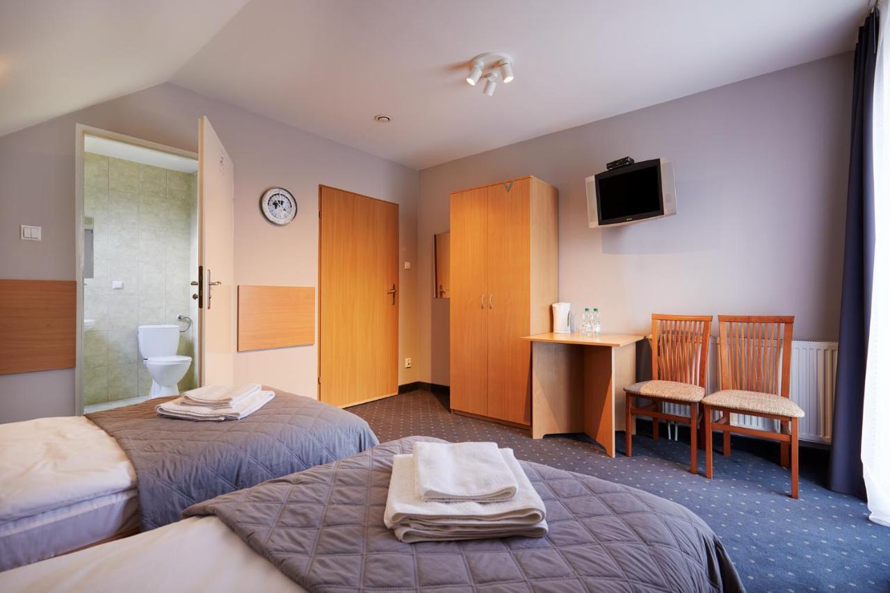Hotel Wena Kielce Extérieur photo