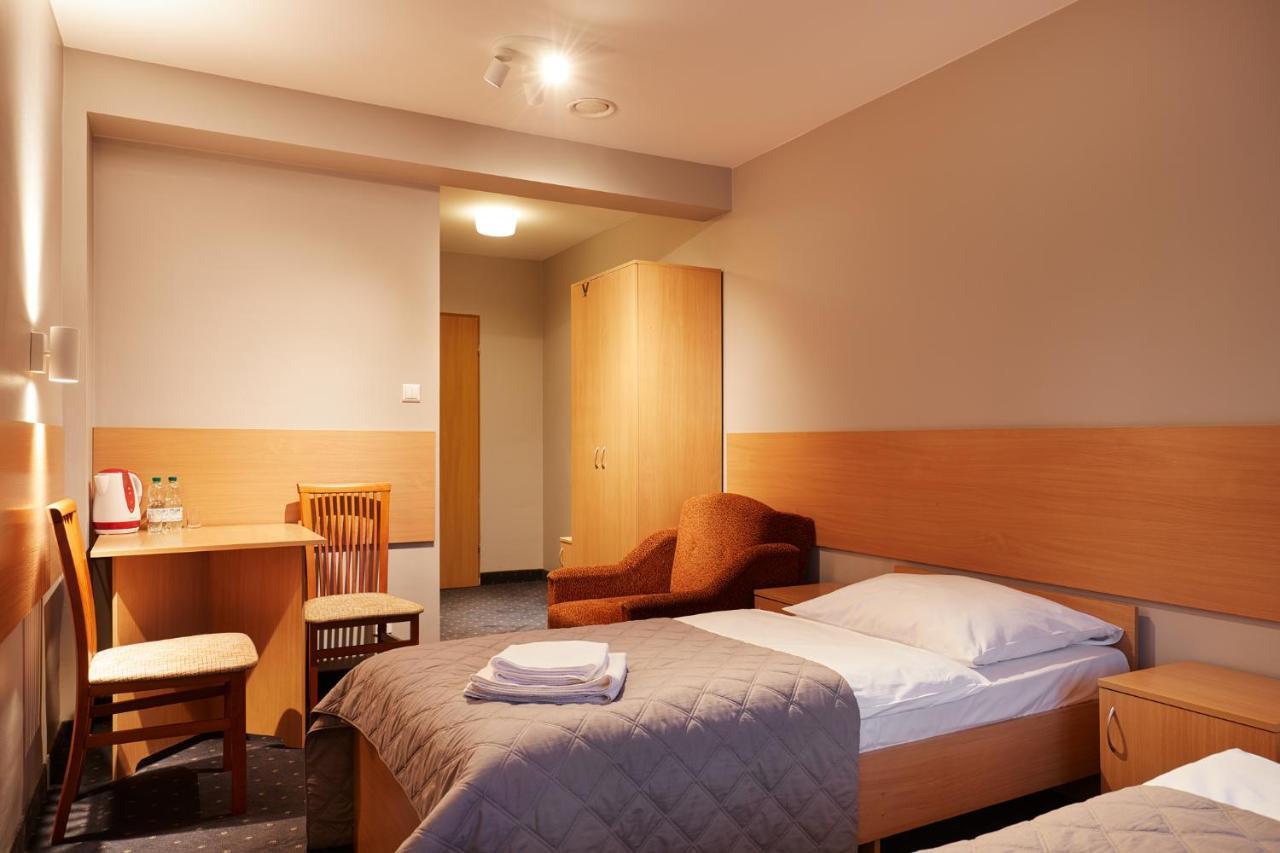 Hotel Wena Kielce Extérieur photo