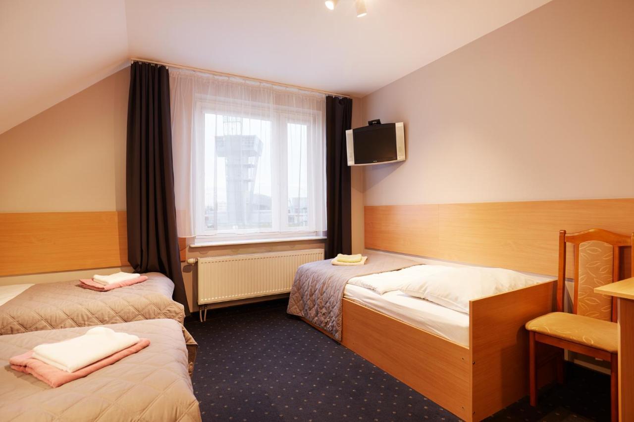 Hotel Wena Kielce Extérieur photo