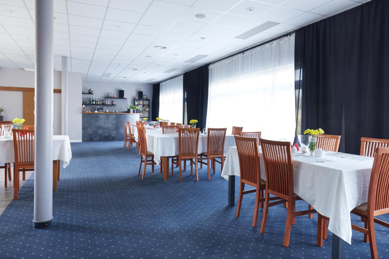 Hotel Wena Kielce Extérieur photo